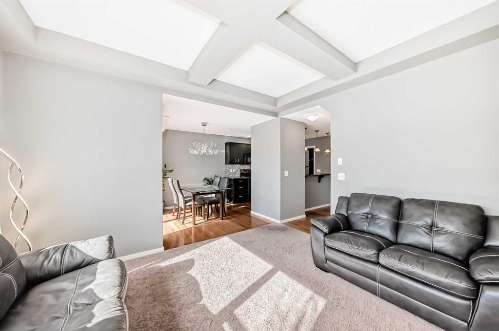 136 Sage Valley Drive Nw, Calgary, AB