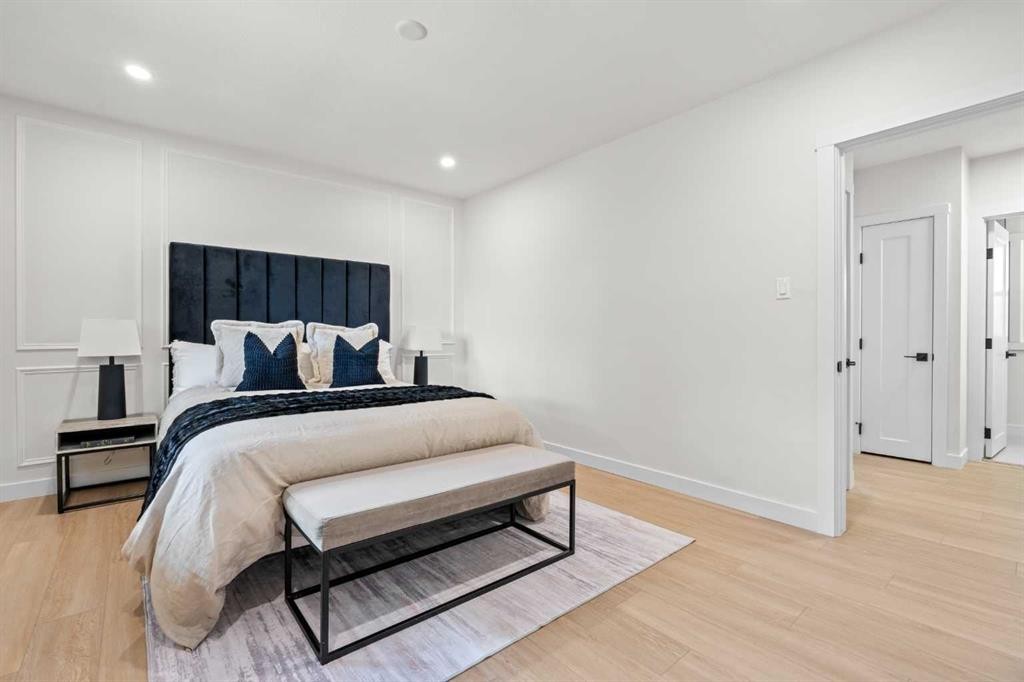 3020 15 Avenue Sw, Calgary, AB - Indoor Photo Showing Bedroom