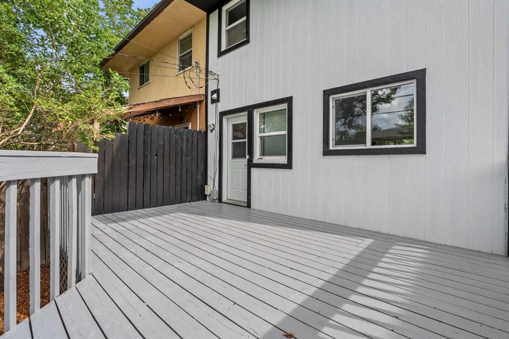 3020 15 Avenue Sw, Calgary, AB - Outdoor With Deck Patio Veranda With Exterior