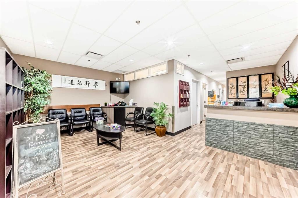 11420 27 Street Se, Calgary, AB
