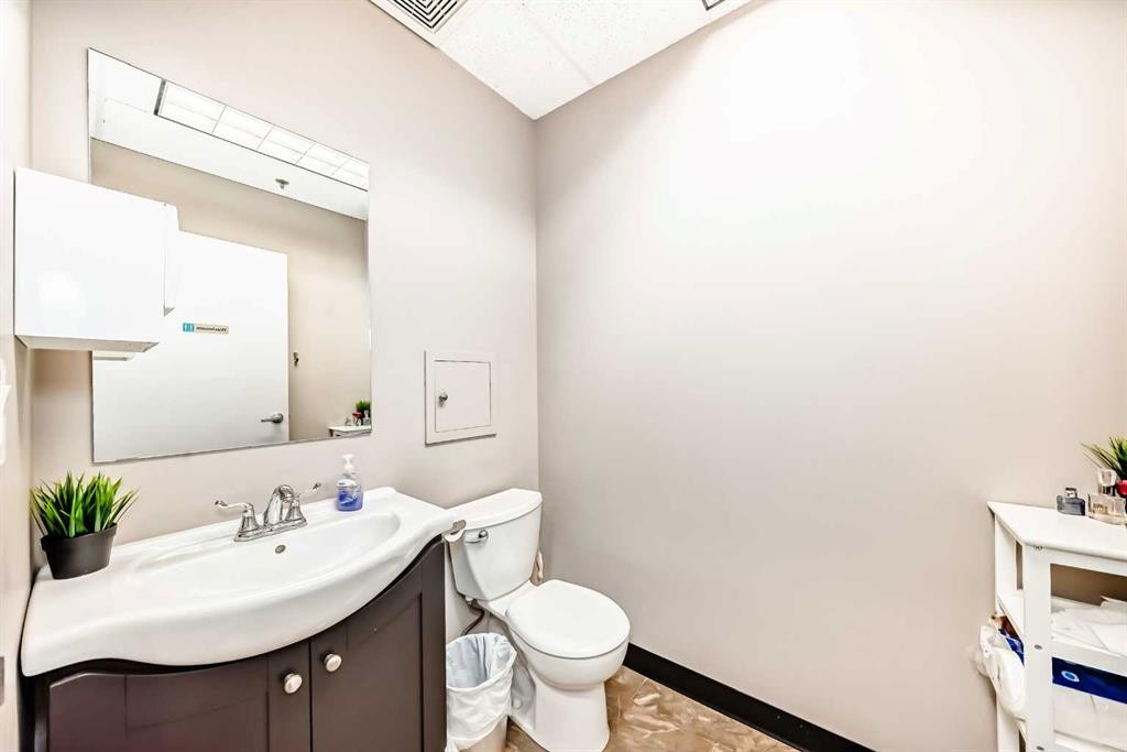 11420 27 Street Se, Calgary, AB