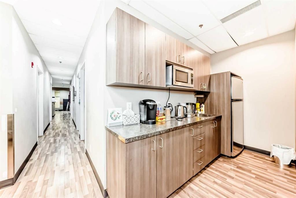 11420 27 Street Se, Calgary, AB