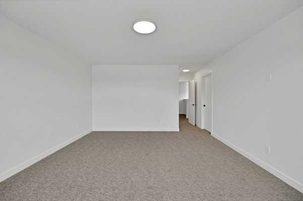 82 Heritage Circle, Cochrane, AB