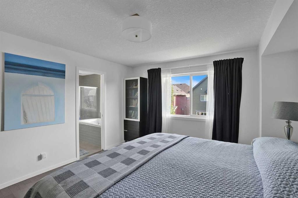 48 Sundown Common, Cochrane, AB