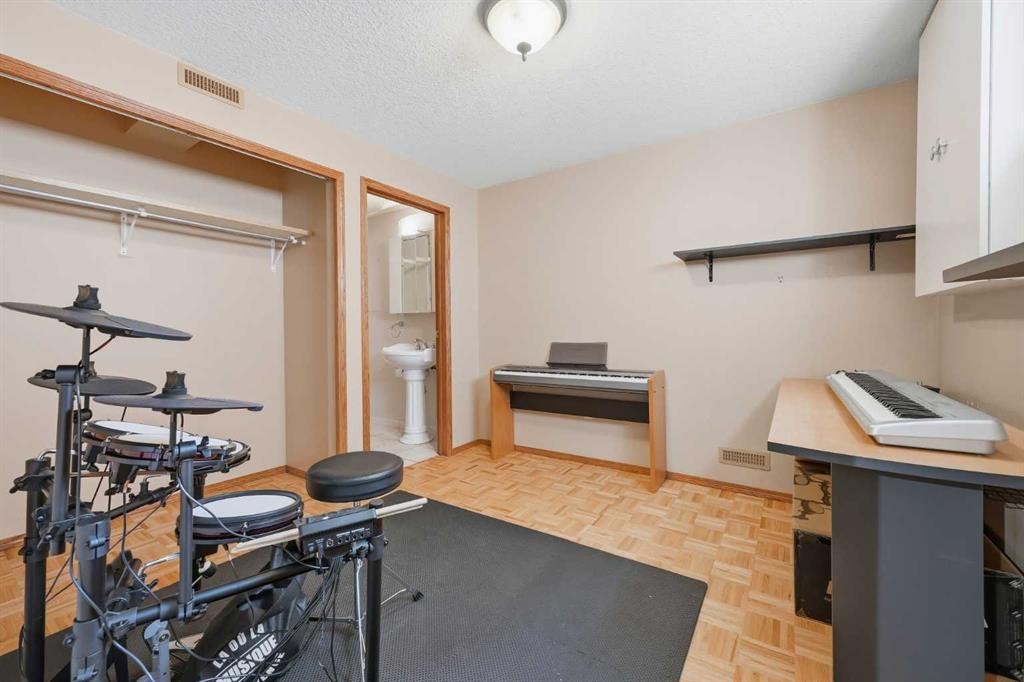 163 Macewan Meadow Way Nw, Calgary, AB