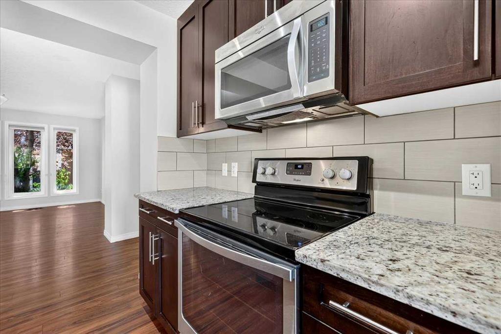 604 Auburn Bay Square Se, Calgary, AB
