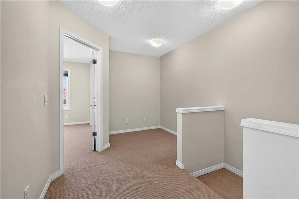 604 Auburn Bay Square Se, Calgary, AB