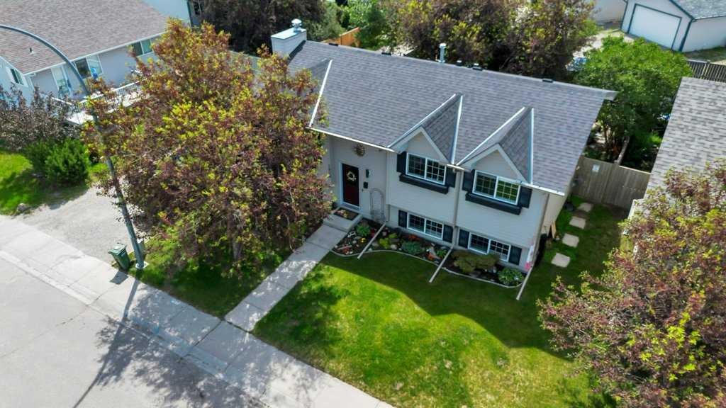 1924 Strathcona Terrace, Strathmore, AB