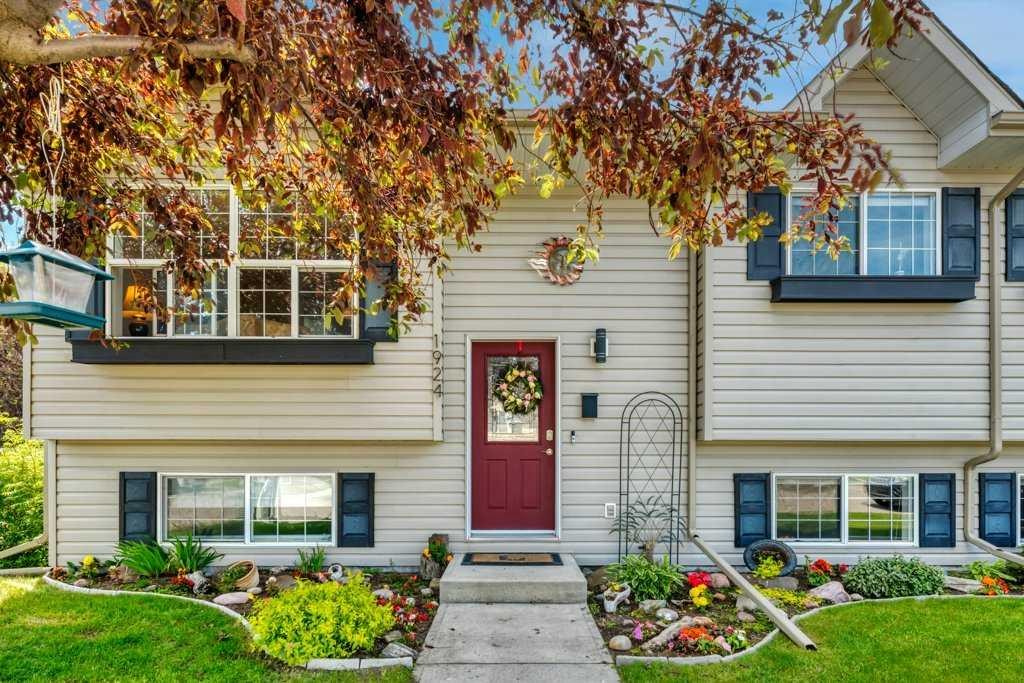 1924 Strathcona Terrace, Strathmore, AB