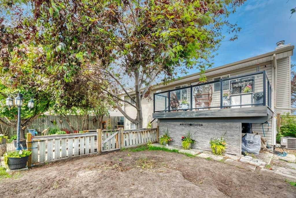 1924 Strathcona Terrace, Strathmore, AB