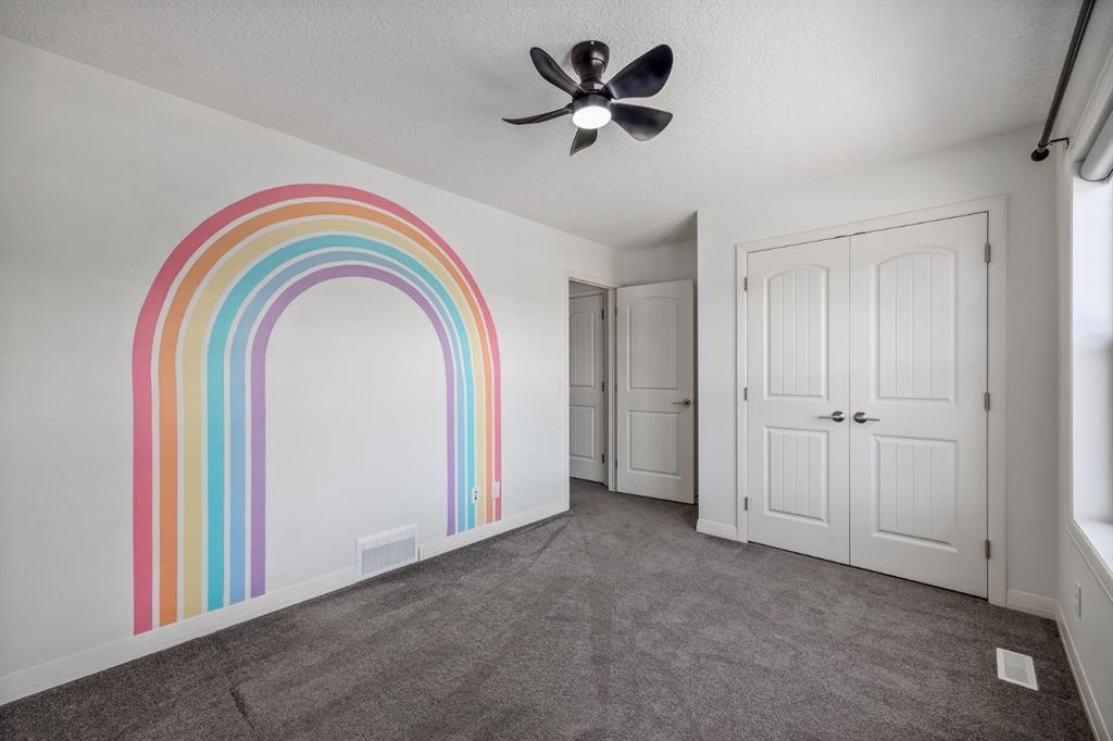 31 Chaparral Valley Way Se, Calgary, AB - Indoor Photo Showing Other Room
