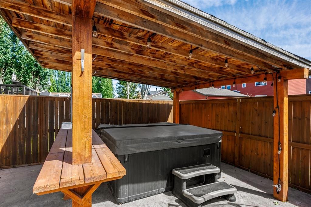 31 Chaparral Valley Way Se, Calgary, AB - Outdoor With Deck Patio Veranda With Exterior