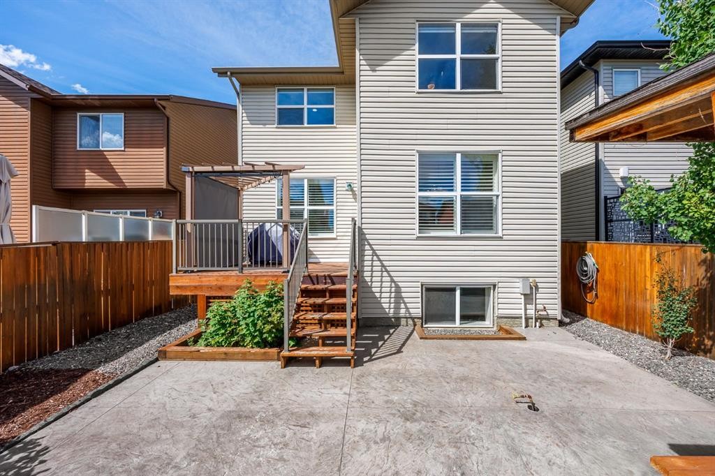 31 Chaparral Valley Way Se, Calgary, AB - Outdoor With Exterior