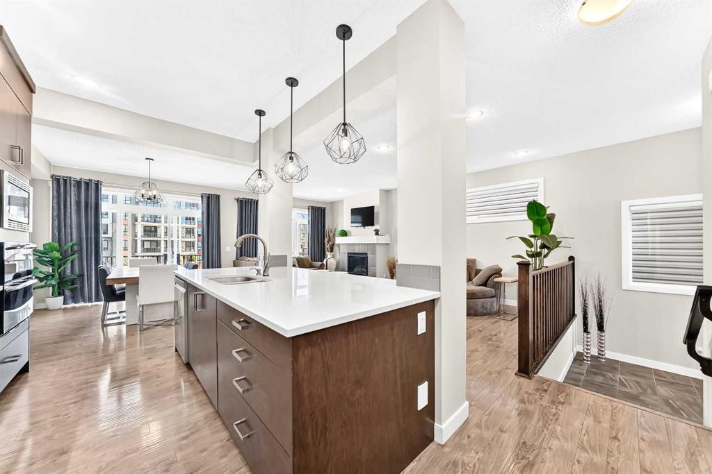 47 Sage Bluff Mews Nw, Calgary, AB
