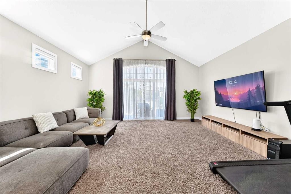 47 Sage Bluff Mews Nw, Calgary, AB