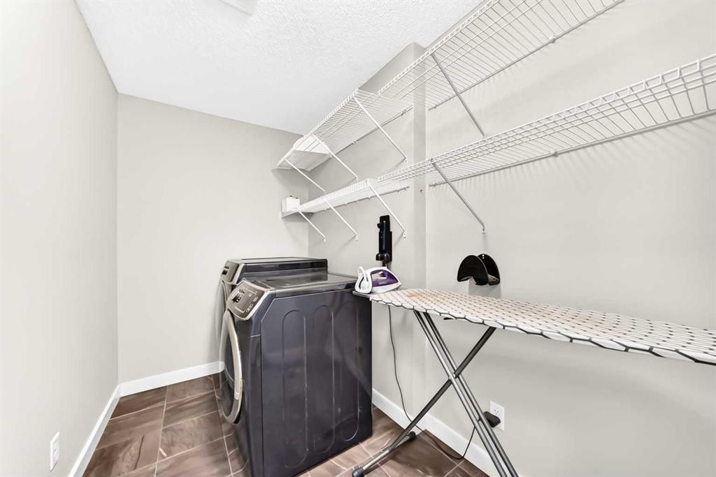 47 Sage Bluff Mews Nw, Calgary, AB