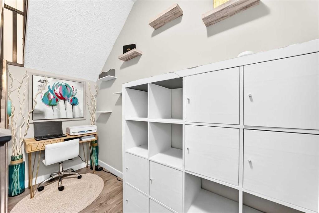47 Sage Bluff Mews Nw, Calgary, AB
