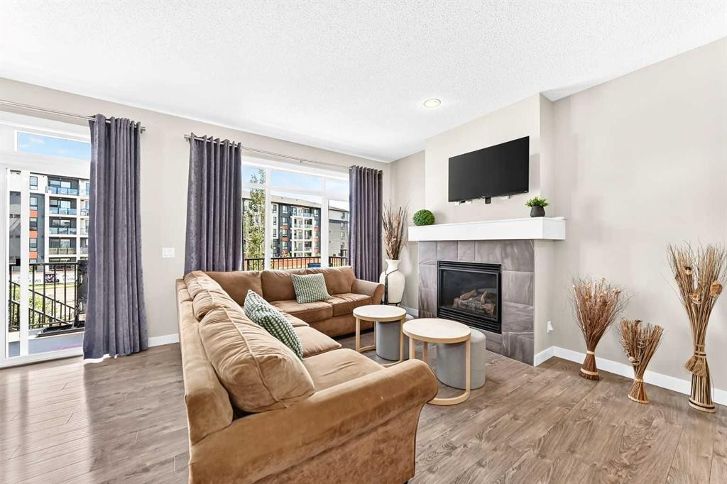 47 Sage Bluff Mews Nw, Calgary, AB