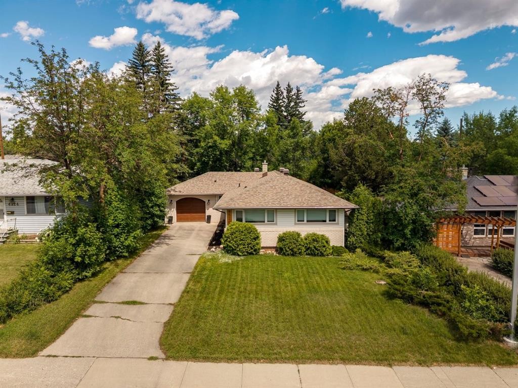 4520 26 Avenue Sw, Calgary, AB