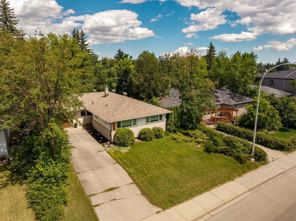 4520 26 Avenue Sw, Calgary, AB