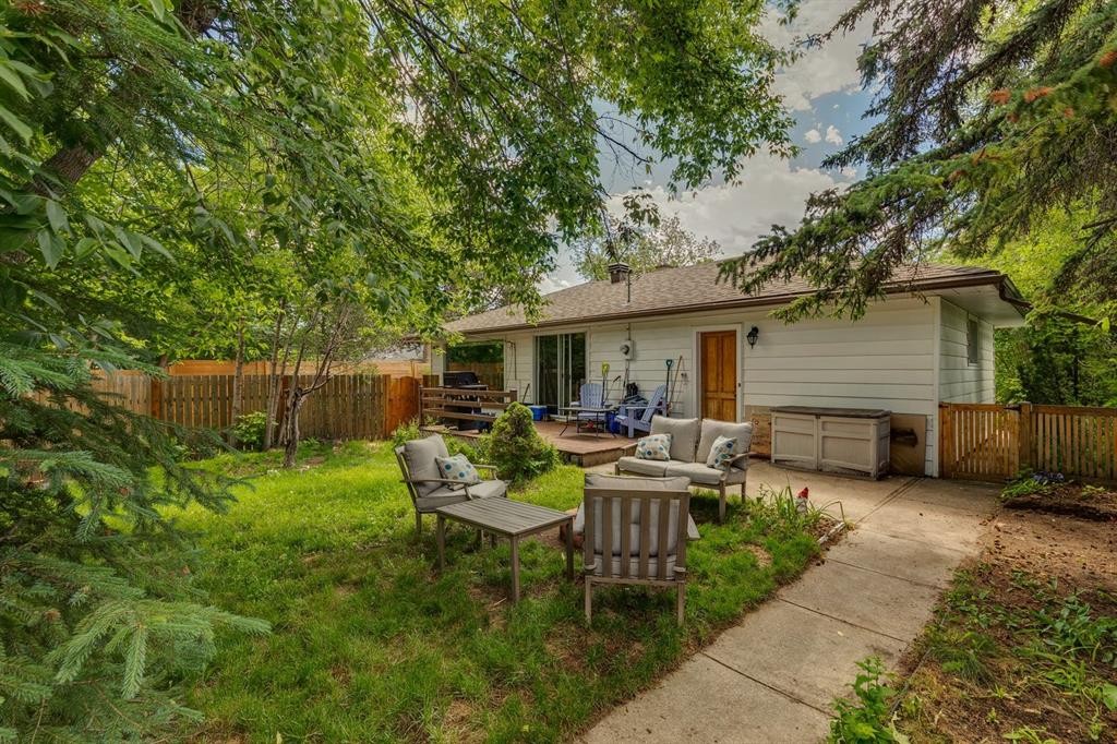 4520 26 Avenue Sw, Calgary, AB