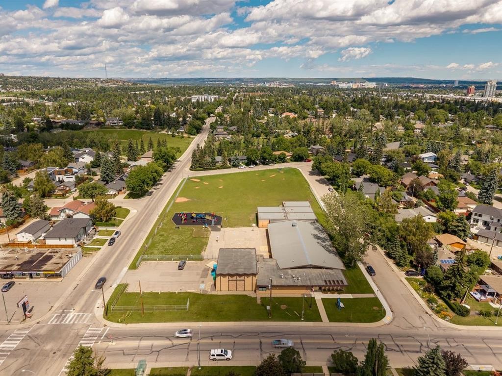 4520 26 Avenue Sw, Calgary, AB