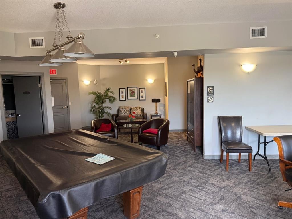211-52 Cranfield Link Se, Calgary, AB - Indoor