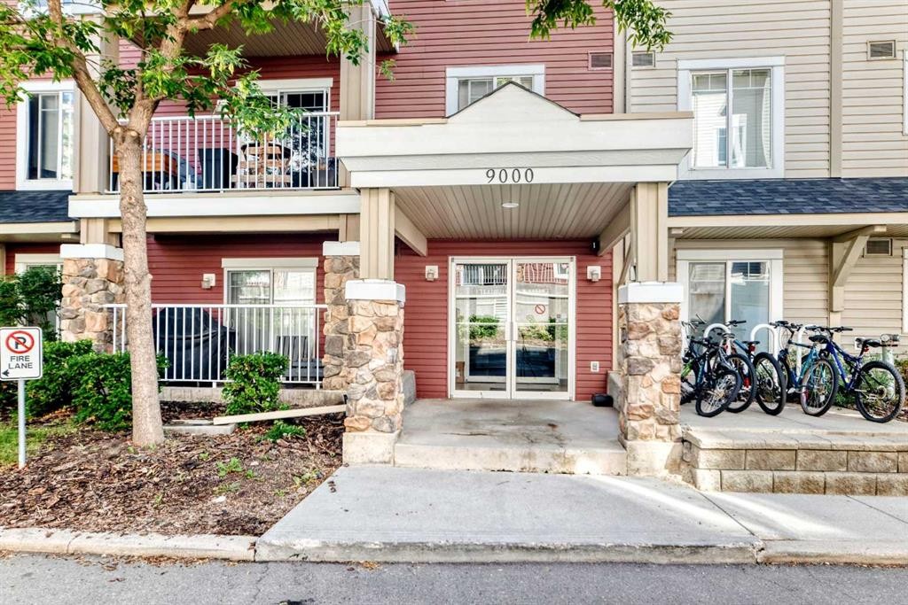 9205-70 Panamount Drive Nw, Calgary, AB - Outdoor With Balcony