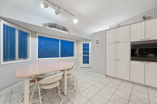 14010 84 Street Se, Calgary, AB 