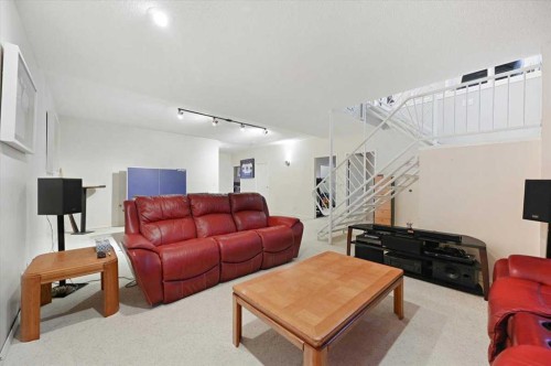 14010 84 Street Se, Calgary, AB 