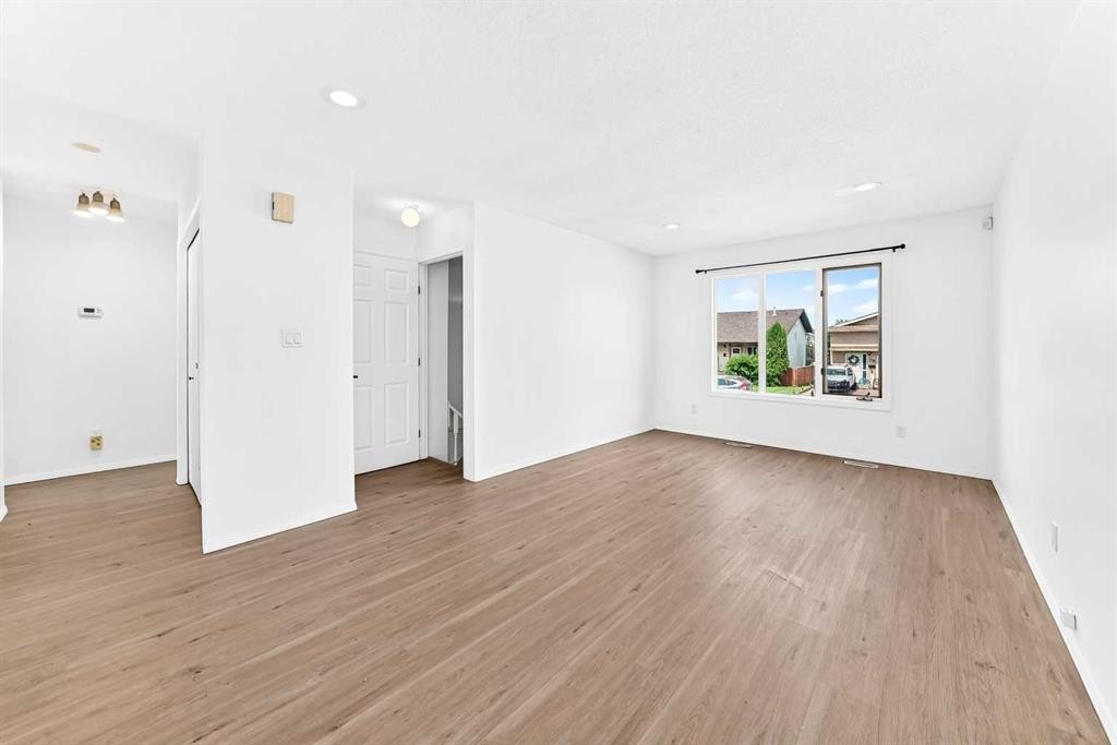 95 Eversole Crescent, Red Deer, AB - Indoor