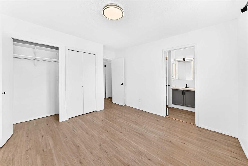 95 Eversole Crescent, Red Deer, AB - Indoor Photo Showing Other Room