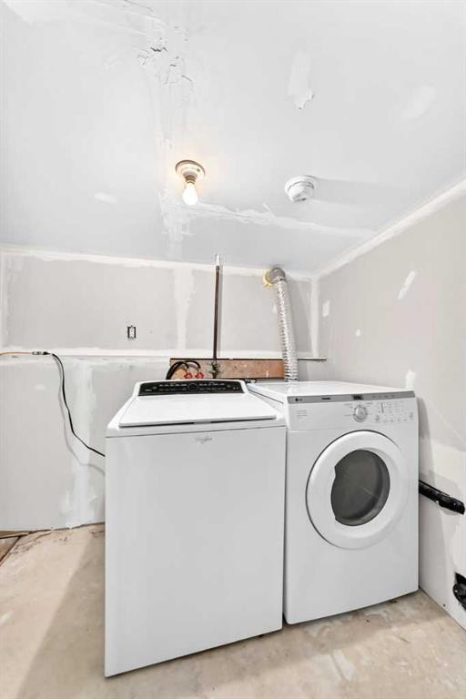 95 Eversole Crescent, Red Deer, AB - Indoor Photo Showing Laundry Room