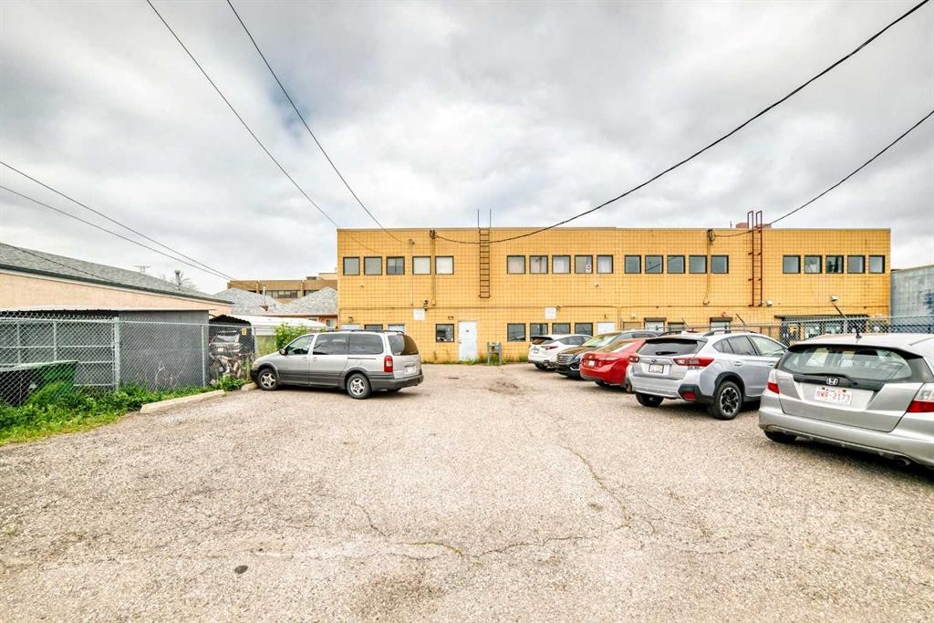 4722 1 Street Sw, Calgary, AB