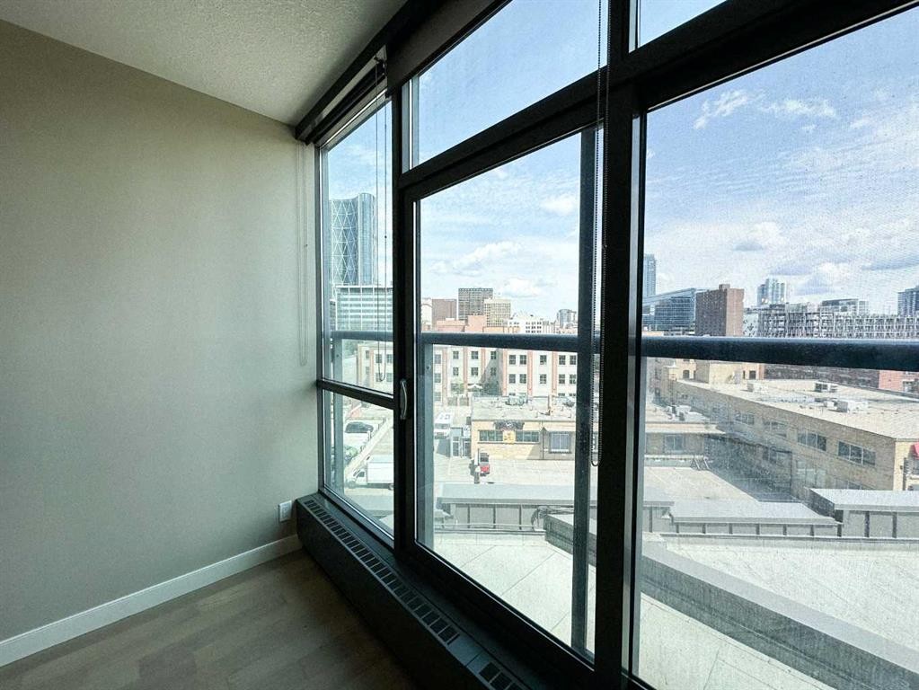 502-225 11 Avenue Se, Calgary, AB - Indoor Photo Showing Other Room