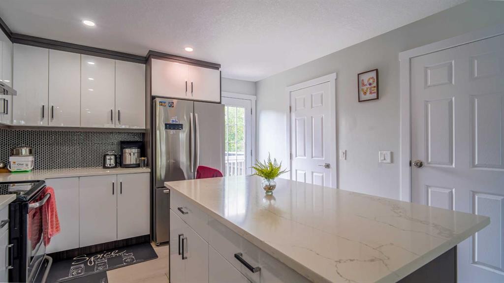 164 Castlegreen Close Ne, Calgary, AB