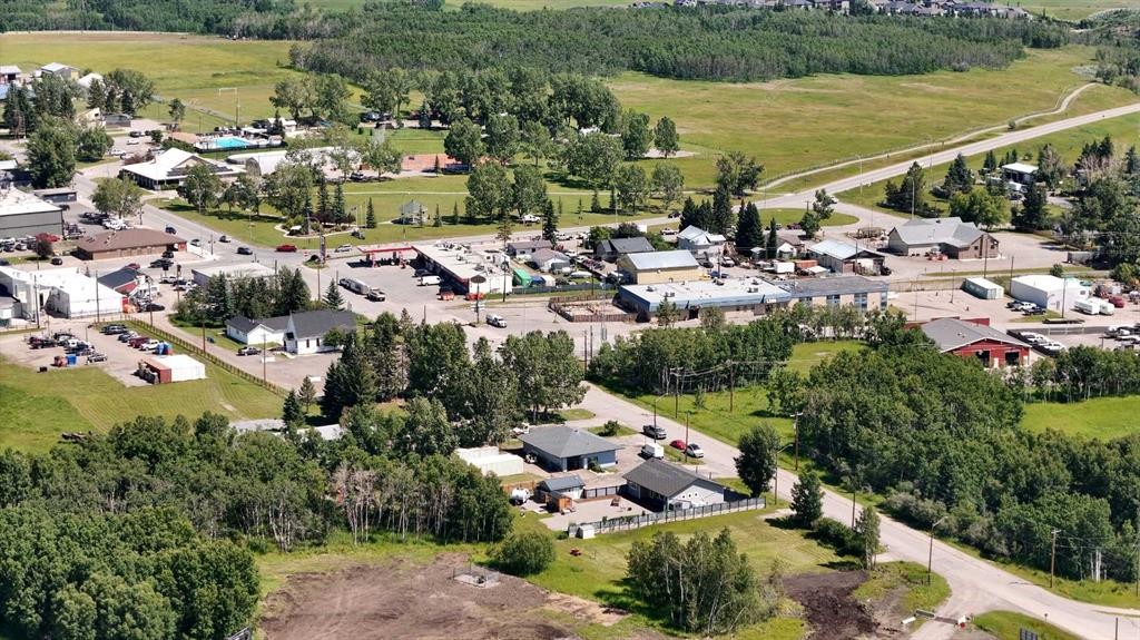 308 Main Street, Diamond Valley, AB