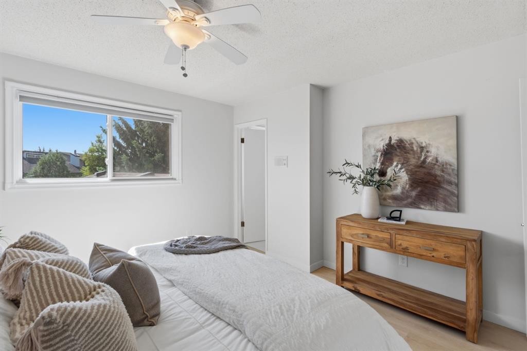 680 Deer Park Way Se, Calgary, AB