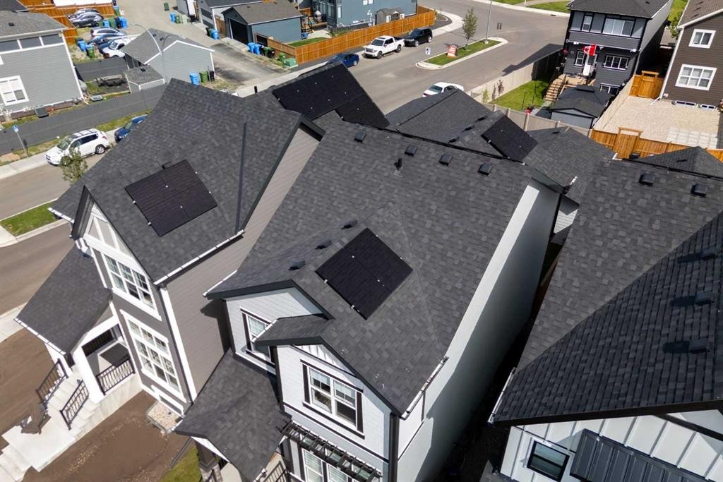 31 Magnolia Grove Se, Calgary, AB - Outdoor