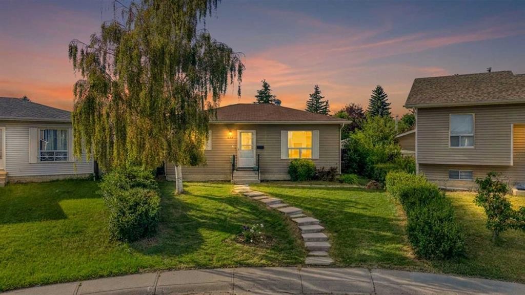 292 Falshire Way Ne, Calgary, AB