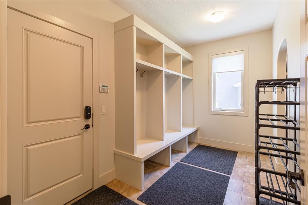 412 Aspen Glen Place Sw, Calgary, AB