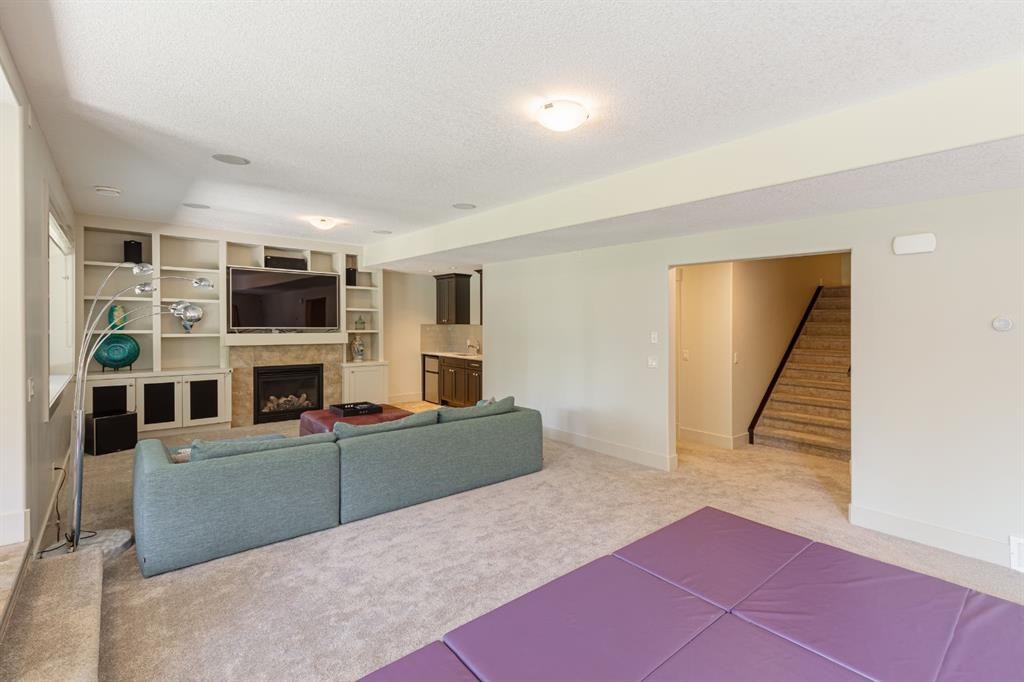 412 Aspen Glen Place Sw, Calgary, AB