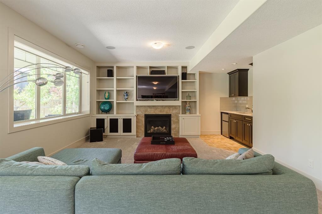 412 Aspen Glen Place Sw, Calgary, AB