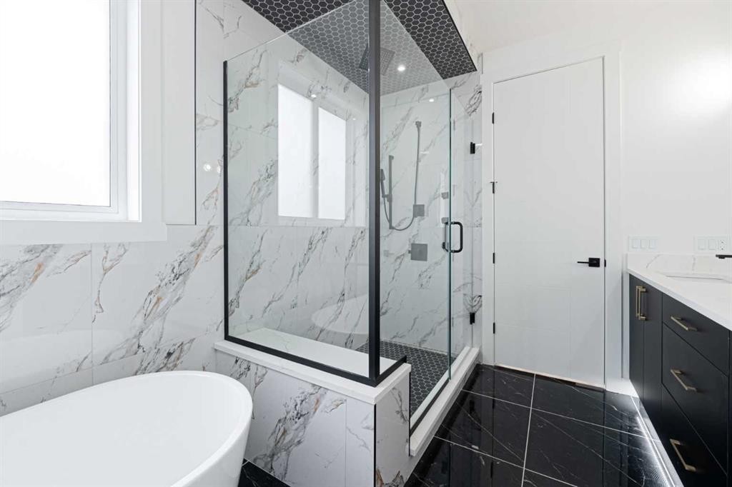 137 Saddlecrest Circle Ne, Calgary, AB