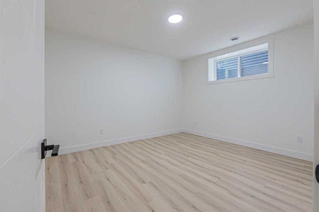 137 Saddlecrest Circle Ne, Calgary, AB