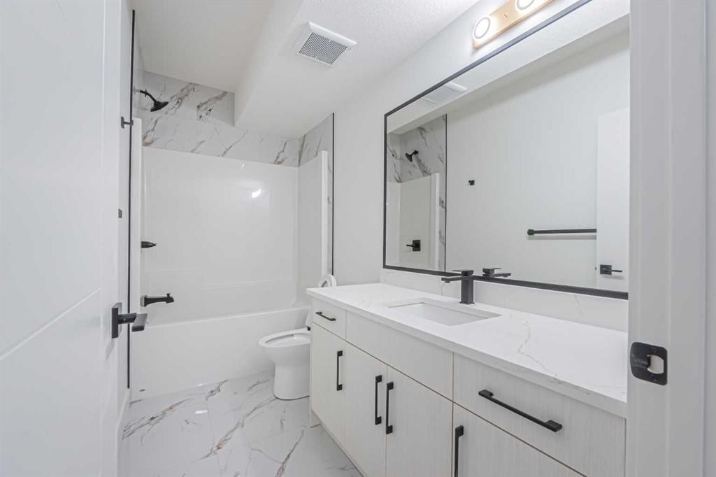 137 Saddlecrest Circle Ne, Calgary, AB