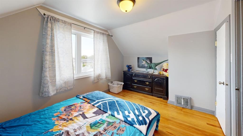 5031 54 Avenue, Stavely, AB - Indoor Photo Showing Bedroom