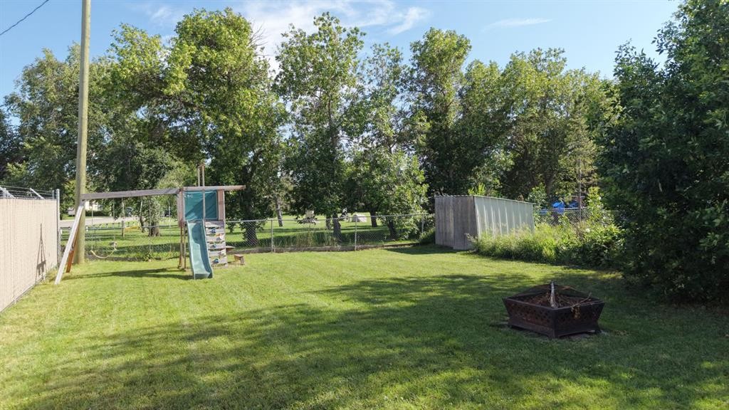 5031 54 Avenue, Stavely, AB - Outdoor
