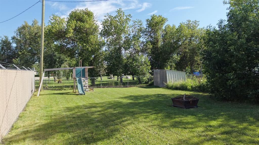 5031 54 Avenue, Stavely, AB - Outdoor