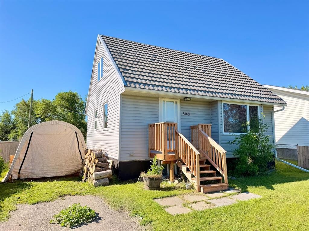 5031 54 Avenue, Stavely, AB - Outdoor With Deck Patio Veranda